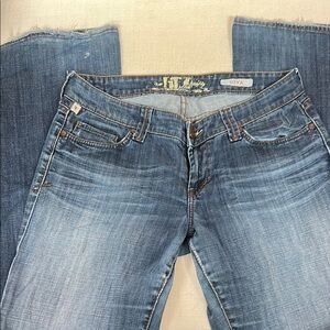 IT DIVA Women's Blue Jeans